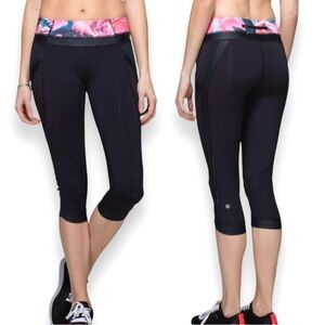 Lululemon Athletica Chase Me Crop Leggings Pants Black Pink floral Size 4